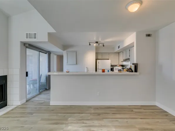2251 Wigwam Pkwy APT 723, Henderson, NV 89074