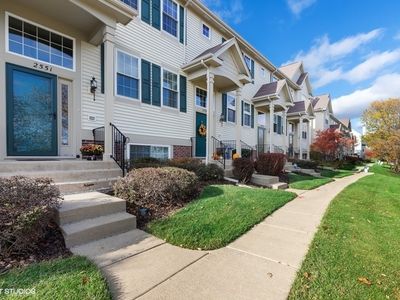 2551 N Augusta Dr, Wadsworth, IL, 60083