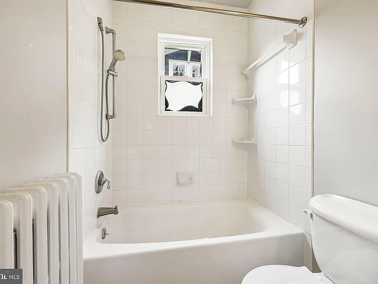 526 N Ivy St — Photo 34