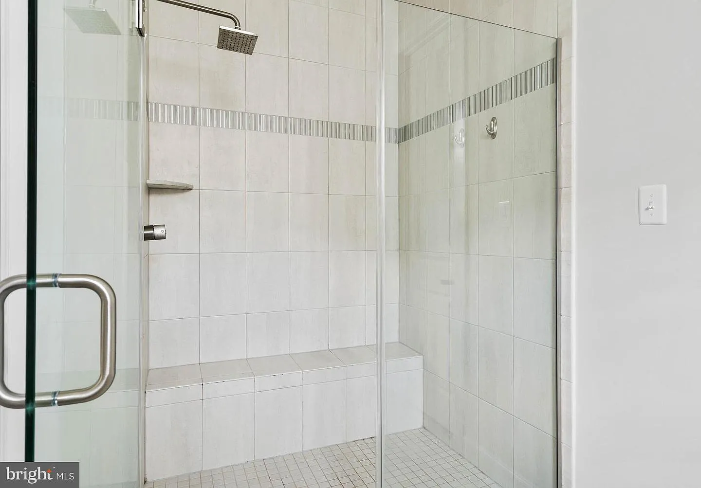 5 bed, 3608 sqft, $3,500 — Photo 4