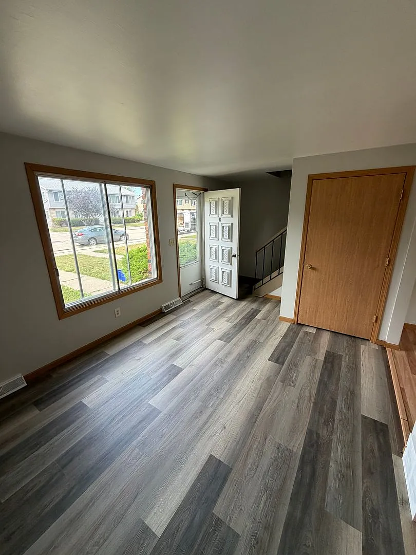 3727 Parkway Boulevard — Photo 4