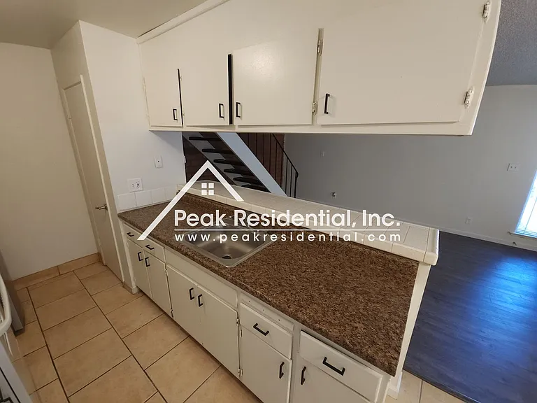 41 La Fresa Ct #3 — Photo 8