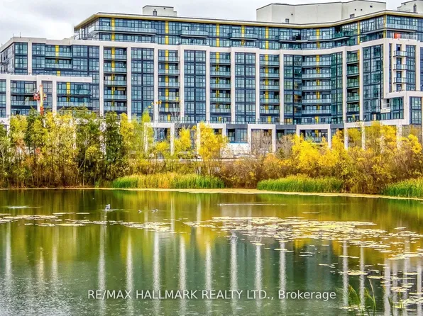 405 Dundas St W #329, Oakville, ON L6M 4M2