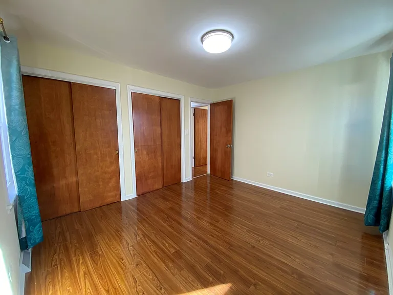 6078 N Troy St — Photo 13