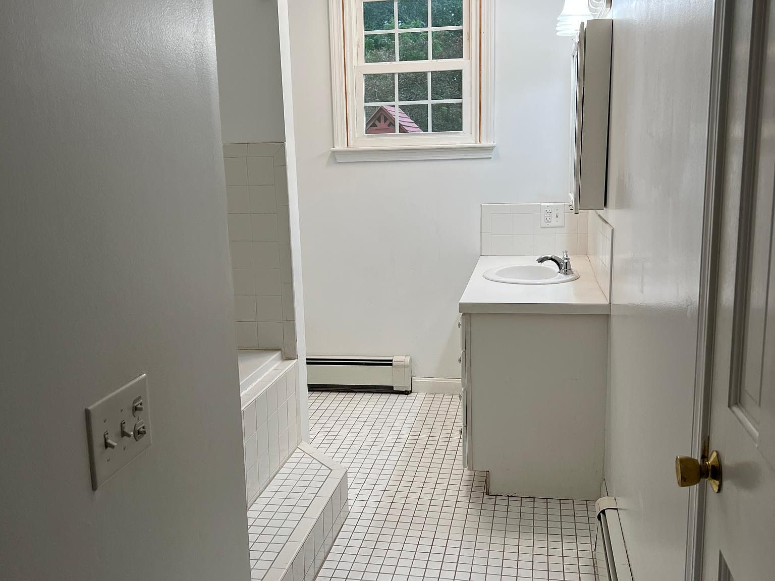 524 Middle Rd, East Greenwich, RI 02818 Zillow