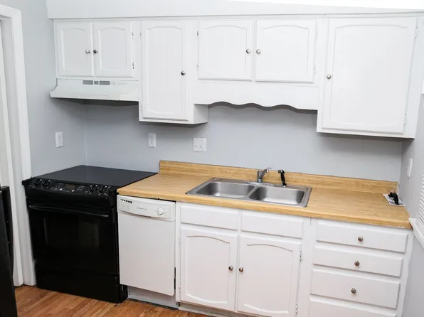 751 Center St, Mount Pleasant, SC 29464