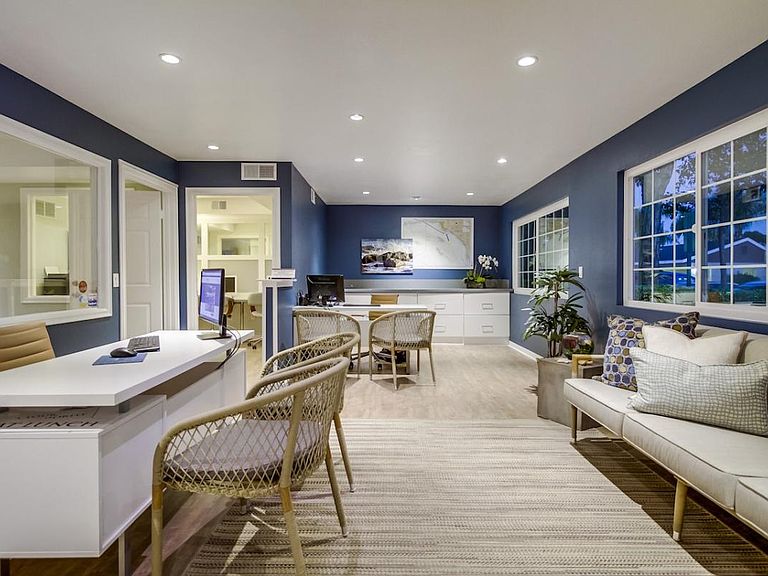 Madison Newport Apartment Rentals Costa Mesa, CA Zillow