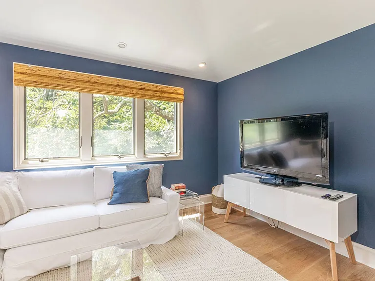 33 Cedar St — Photo 4