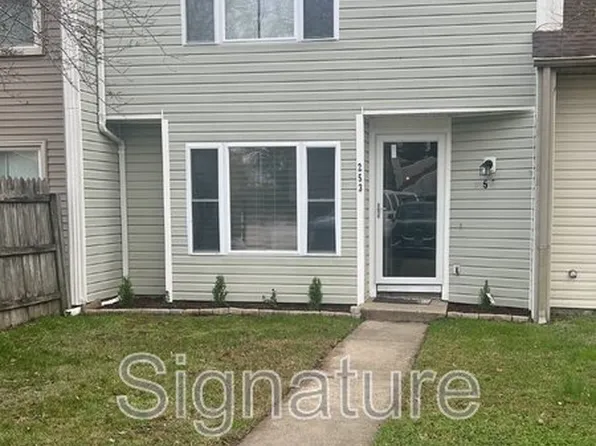253 Thalia Trace Dr, Virginia Beach, VA 23452