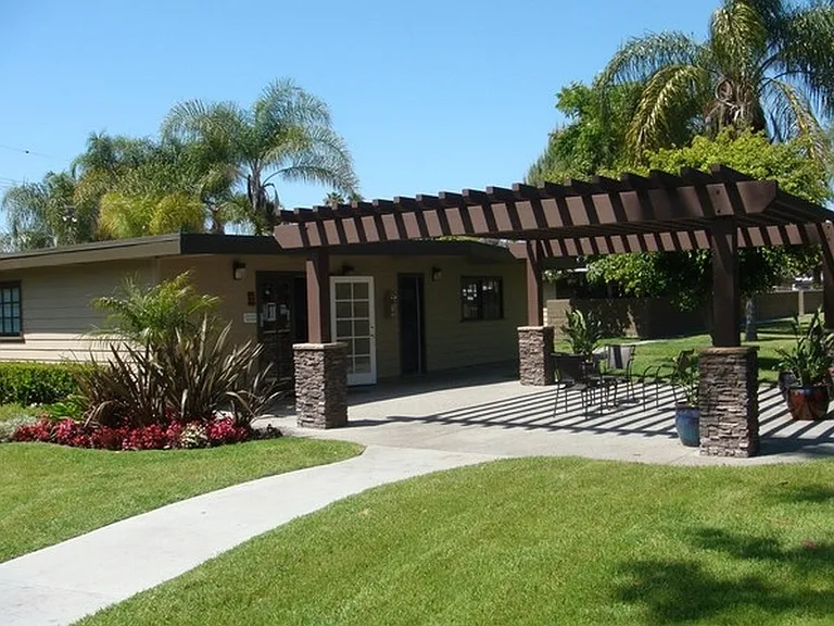 City Villas — Photo 3