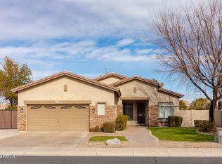 952 E Taurus Pl, Chandler, AZ 85249