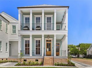 601 6th St, New Orleans, LA 70115