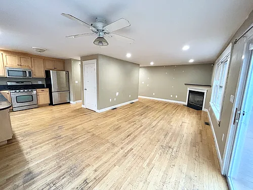29 Iroquois St #1 Photo 1