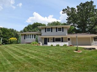 13401 Colfax Ave S, Burnsville, MN 55337