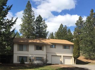 300 Peaceful Dr, Bigfork, MT 59911