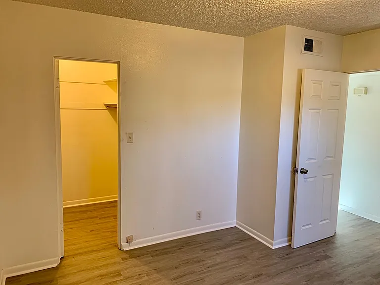 709 W Grand Canyon Ave — Photo 7