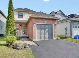 224 Hilltop Dr, North Dumfries, ON N0B1E0