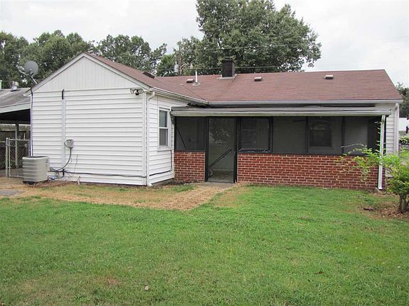 2nd image of 2930 Alabama St