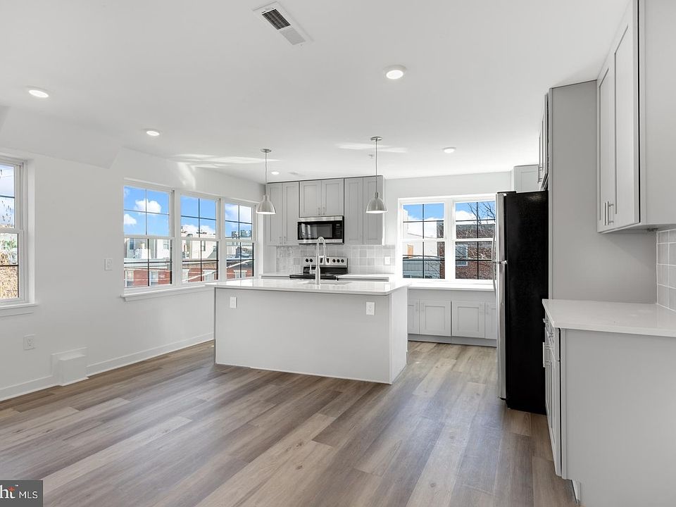 1st image of 1116 S 7th St #2