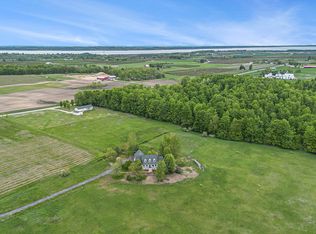 7111 Tobeco Creek Dr, Williamsburg, MI 49690