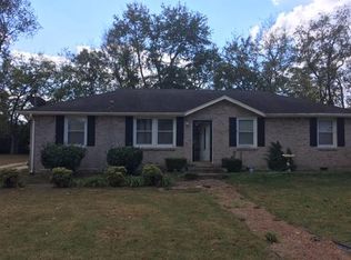 610 Skyline Dr, Columbia, TN 38401