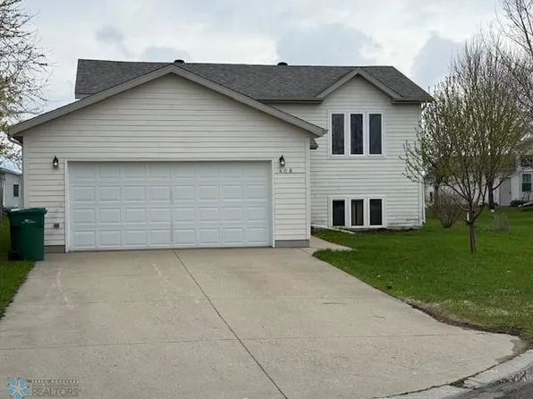 408 Np Ct, Breckenridge, MN 56520