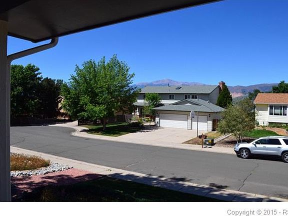 2nd image of 8635 Chapel Square Ct