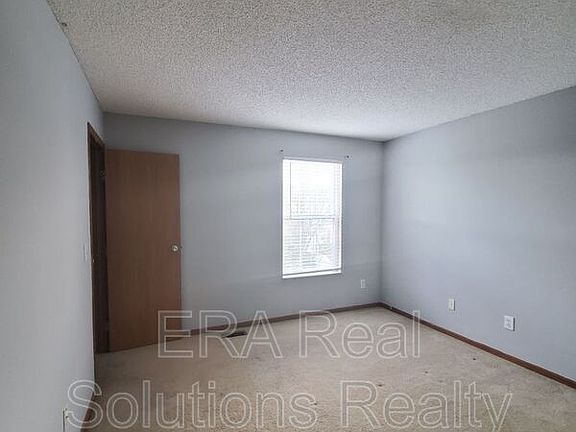 3rd image of 152 Malloy Ln