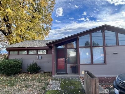 940 SE 12th Street, College Place, WA, 99324
