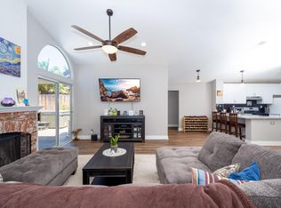 22384 Lakewood Dr, Wildomar, CA 92595