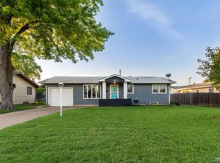 1223 Arlington Dr, Salina, KS 67401