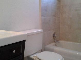 2646 W Monte Vista Ave, Visalia, CA 93277