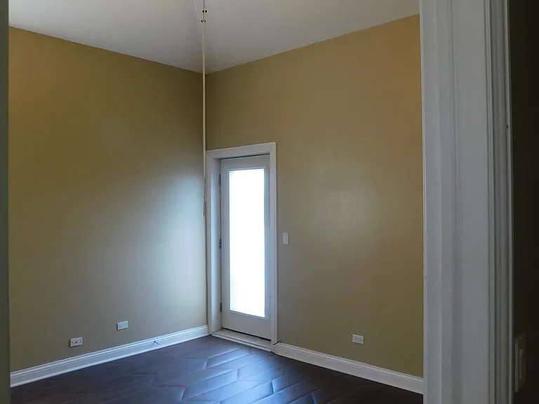 1612 N Nagle Ave #3 — Photo 14