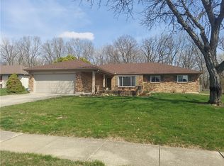 7554 Roselake Dr, Dayton, OH 45414