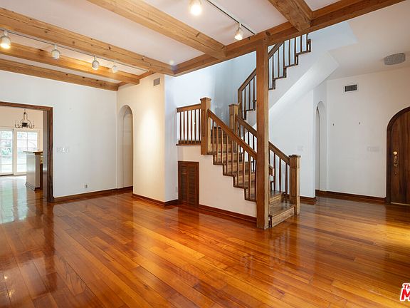 3rd image of 200 Mabery Rd