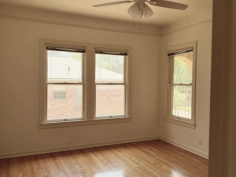 325 E Rosewood Ave — Photo 13