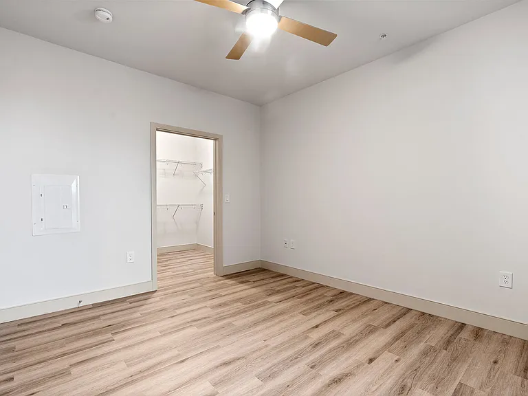 Vero Apartments — Photo 30