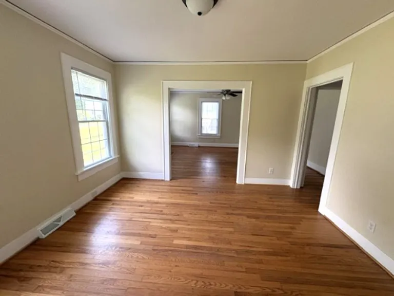 435 Pickens Ct — Photo 19