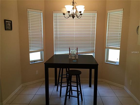 4th image of 3158 N Cranberry Blvd