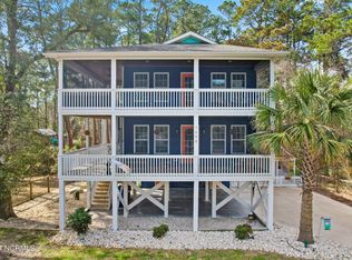 1698 Hemingway Dr SW, Ocean Isle Beach, NC 28469