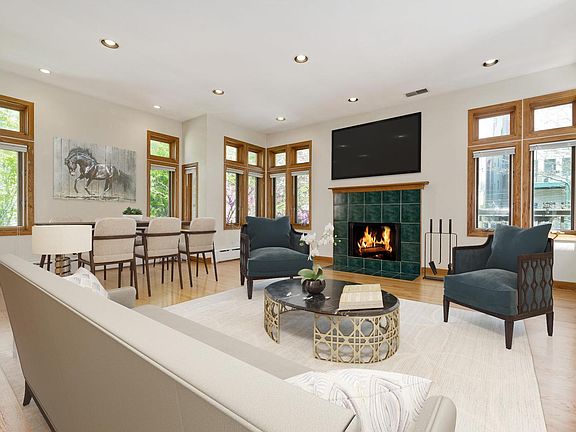 5th image of 622 W Arlington Pl