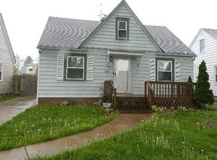 12001 Kensington Ave, Cleveland, OH