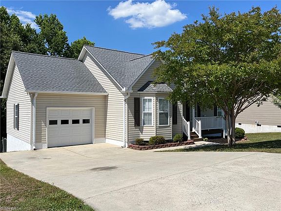 2nd image of 4740 Beckel Rd