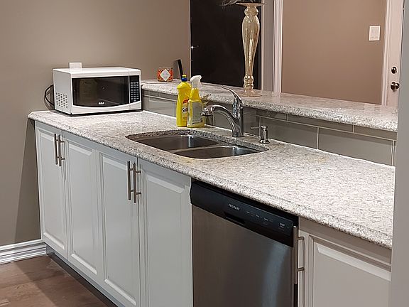 5th image of 451 White Arctic Ave