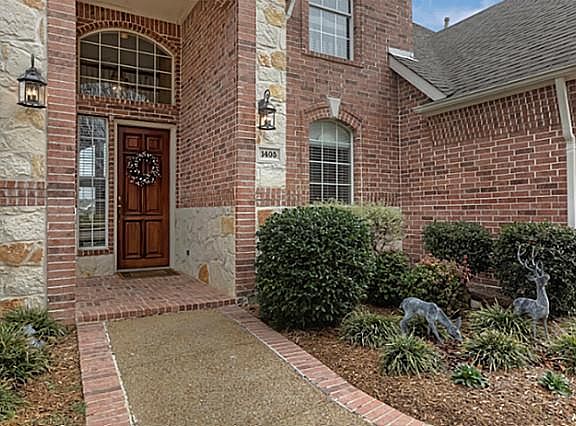 2nd image of 1405 Clubhill Dr