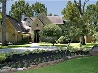 22 Southgate Dr, Spring, TX 77380