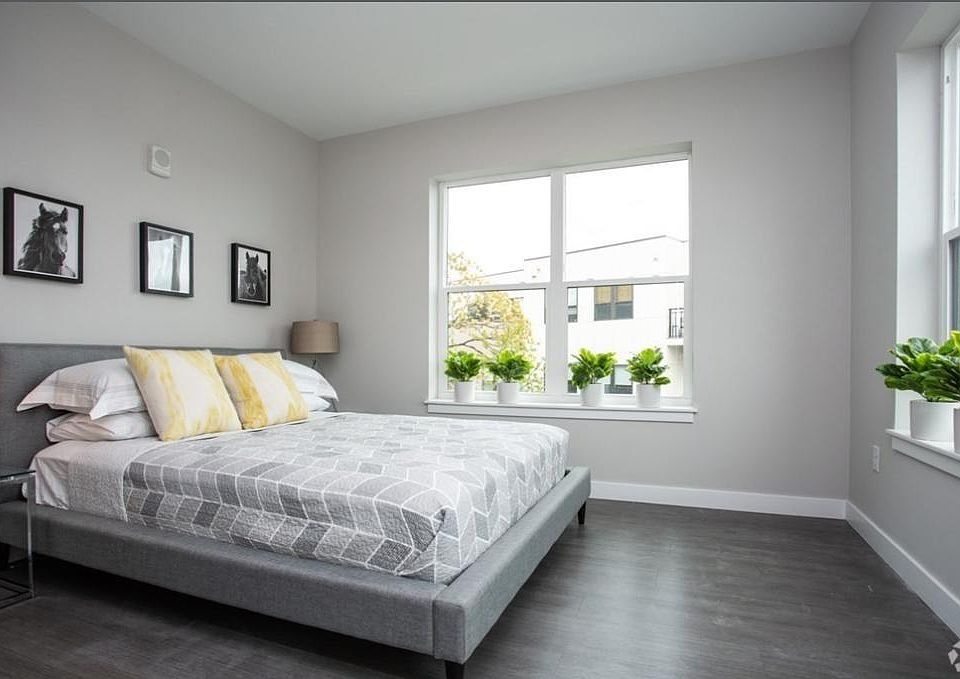2nd image of 750 Willard St #4