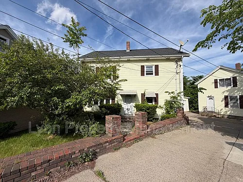 401 Broad St #403 Photo 1