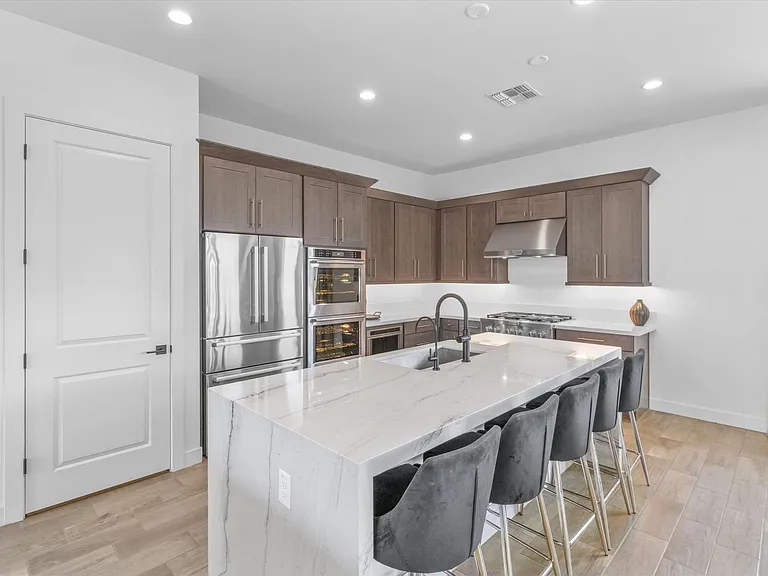 17254 W Vacaville St — Photo 26