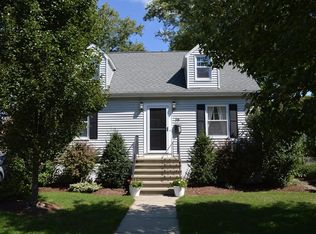 56 George St, Arlington, MA 02476